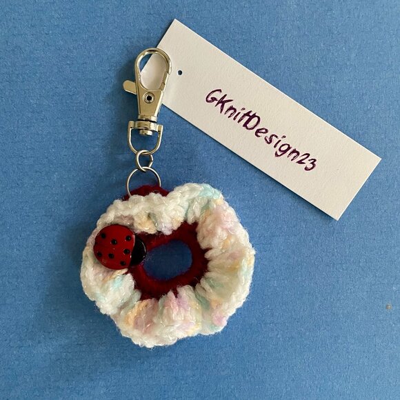 Floral Keychain, Keychain Charm, Crochet Easter Gift, Handmade Backpack Charm - Picture 3 of 6